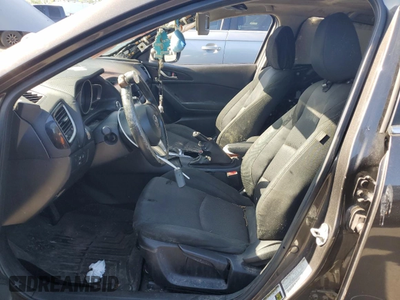 2016 Mazda 3 i Touring z VIN JM1BM1M78G1350359, wystawiony jako Copart lot #61402355 z przebiegiem 155 417 mil mil oraz Czysty tytuł • Clean title. Historia ofert i sprzedaży dostępna na DreamBid. Obrazek 7.
