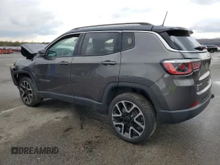 2018 Jeep Compass Limited with VIN 3C4NJDCBXJT470838, listed as a Copart auction lot 82395074 with 59,624 mi miles and Non Repairable. Bid and sale history available at DreamBid. Image 2.