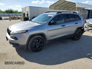 2017 Jeep Cherokee Sport с VIN 1C4PJMAS2HW665123, выставлен на аукционе Copart как лот 51984145 с пробегом 101 494 миль миль и Списание • Salvage title. История ставок и продаж доступна на DreamBid. Изображение 1.