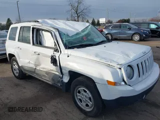 2017 Jeep Patriot Sport SE with VIN 1C4NJPBA5HD140454, listed as a IAAI auction lot 41068864 with 141,831 mi miles and . Bid and sale history available at DreamBid. Image 1.