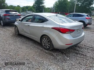 2015 Hyundai Elantra SE z VIN 5NPDH4AE6FH616583, wystawiony jako IAAI lot #42188154 z przebiegiem 105 523 mil mil oraz . Historia ofert i sprzedaży dostępna na DreamBid. Obrazek 3.