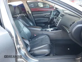 2017 Nissan Altima SV with VIN 1N4AL3AP7HC289094, listed as a IAAI auction lot 42508845 with 123,391 mi miles and . Bid and sale history available at DreamBid. Image 5.