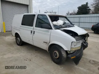 1998 Chevrolet Astro Cargo Van with VIN 1GCDM19W8WB159476, listed as a Copart auction lot 41805445 with 0 mi miles and Salvage Title. Bid and sale history available at carsss.com. Image 4.