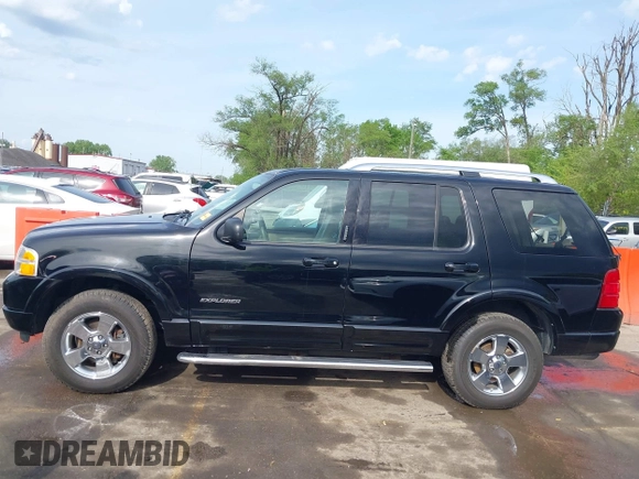2004 Ford Explorer Limited z VIN 1FMZU75W94UA48866, wystawiony jako IAAI lot #42096453 z przebiegiem 158 406 mil mil oraz . Historia ofert i sprzedaży dostępna na DreamBid. Obrazek 14.