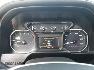2021 GMC Sierra 1500 Elevation with VIN 3GTU9CED2MG481021, listed as a Copart auction lot 43946165 with 39,820 mi miles and Salvage Title. Bid and sale history available at DreamBid. Image 9.