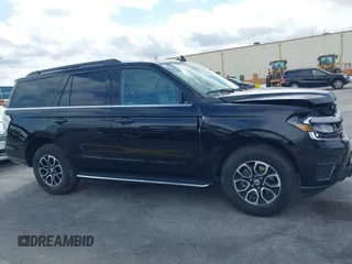 2022 Ford Expedition XLT with VIN 1FMJU1JT9NEA67323, listed as a IAAI auction lot 41628599 with 34,513 mi miles. Bid and sale history available at carsss.com. Image 13.