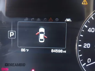 2017 Genesis G80 3.8L z VIN KMHGN4JE6HU190971, wystawiony jako IAAI lot #42195436 z przebiegiem 84 598 mil mil oraz . Historia ofert i sprzedaży dostępna na DreamBid. Obrazek 7.