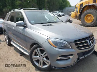 2014 Mercedes-Benz M 350 z VIN 4JGDA5HB2EA389089, wystawiony jako IAAI lot #42402880 z przebiegiem 102 732 mil mil oraz . Historia ofert i sprzedaży dostępna na DreamBid. Obrazek 1.
