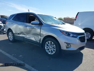 2019 Chevrolet Equinox LT z VIN 2GNAXKEV1K6186200, wystawiony jako IAAI lot #42259910 z przebiegiem 49 024 mil mil oraz . Historia ofert i sprzedaży dostępna na DreamBid. Obrazek 1.