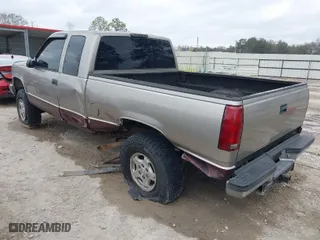 1998 Chevrolet C/K 1500 with VIN 1GCEK19R4WR145098, listed as a IAAI auction lot 41472308 with 291,454 mi miles. Bid and sale history available at carsss.com. Image 3.