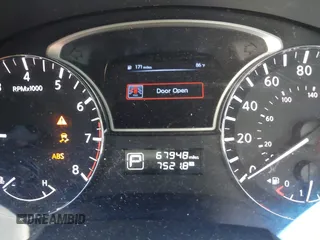 2014 Nissan Altima 2.5 S with VIN 1N4AL3AP6EC425937, listed as a IAAI auction lot 42107191 with 67,948 mi miles. Bid and sale history available at carsss.com. Image 7.