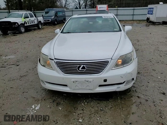 2009 Lexus LS 460 with VIN JTHCL46F395002766, listed as a Copart auction lot 48797575 with 120,725 mi miles and Salvage Title. Bid and sale history available at DreamBid. Image 11.
