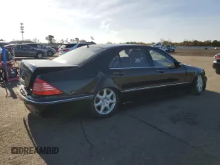2006 Mercedes-Benz S 500 z VIN WDBNG84J56A469198, wystawiony jako Copart lot #82806504 z przebiegiem Nie podano mil oraz Szkoda całkowita • Salvage title. Historia ofert i sprzedaży dostępna na DreamBid. Obrazek 3.