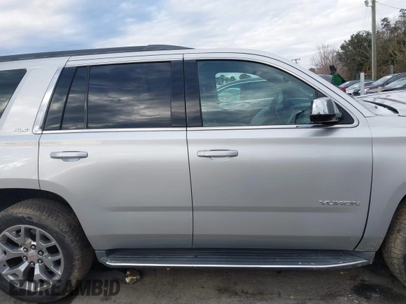 2016 GMC Yukon SLE with VIN 1GKS2AKC0GR332224, listed as a IAAI auction lot 41301706 with 108,340 mi miles. Bid and sale history available at carsss.com. Image 13.