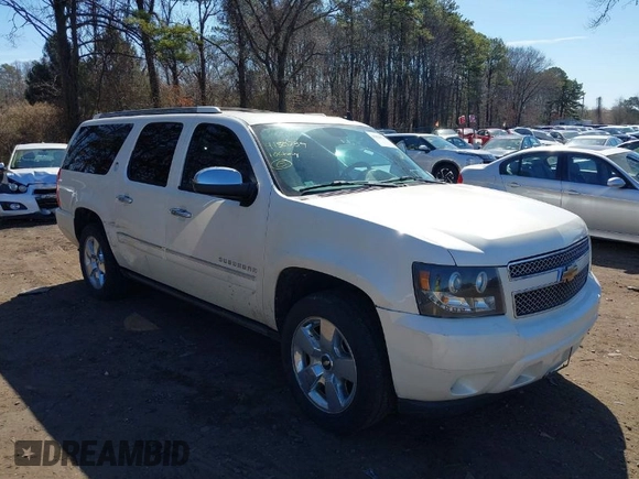 2010 Chevrolet Suburban LTZ with VIN 1GNUKKE32AR273522, listed as a IAAI auction lot 41820739 with 139,406 mi miles. Bid and sale history available at carsss.com. Image 1.