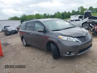 2015 Toyota Sienna XLE с VIN 5TDYK3DCXFS617723, выставлен на аукционе IAAI как лот 42000102 с пробегом 147 212 миль миль и . История ставок и продаж доступна на DreamBid. Изображение 1.
