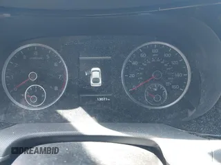 2024 Kia K5 GT-Line z VIN 5XXG64J22RG235225, wystawiony jako IAAI lot #41757058 z przebiegiem 13 071 mil mil oraz . Historia ofert i sprzedaży dostępna na DreamBid. Obrazek 16.