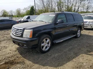 2005 Cadillac Escalade ESV z VIN 3GYFK66N15G256767, wystawiony jako Copart lot #54564555 z przebiegiem 285 599 mil mil oraz Tytuł czysty. Historia ofert i sprzedaży dostępna na DreamBid. Obrazek 1.