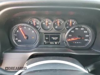 2020 Chevrolet Silverado 1500 Custom with VIN 1GCRWBEH5LZ339160, listed as a Copart auction lot 43847385 with 35,456 mi miles and Salvage Title. Bid and sale history available at carsss.com. Image 9.