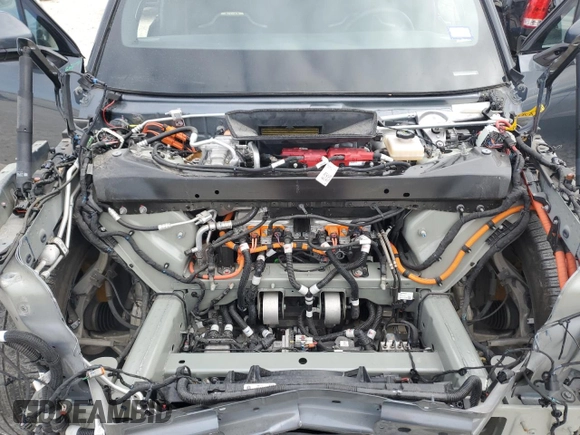 2022 Rivian R1S Launch Edition with VIN 7PDSGABL3NN000739, listed as a Copart auction lot 88127995 with 12,143 mi miles and Salvage Title. Bid and sale history available at DreamBid. Image 12.
