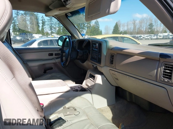 2002 Chevrolet Suburban LS with VIN 1GNFK16ZX2J168829, listed as a IAAI auction lot 41753506 with 1 mi miles. Bid and sale history available at carsss.com. Image 5.