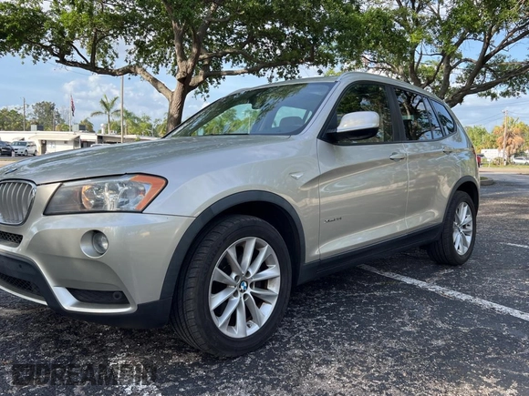 2013 BMW X3 xDrive28i with VIN 5UXWX9C57D0A26278, listed as a Copart auction lot 52040825 with 110,761 mi miles and Clean Title. Bid and sale history available at carsss.com. Image 2.