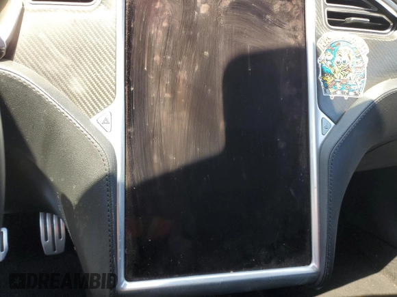 2014 Tesla Model S 60 with VIN 5YJSA1H1XEFP31861, listed as a Copart auction lot 65275815 with Not provided miles and Clean title. Bid and sale history available at DreamBid. Image 9.
