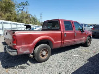 2003 Ford Super Duty F-250 XL with VIN 1FTNW20PX3EB63548, listed as a Copart auction lot 47360185 with 231,403 mi miles and Salvage Title. Bid and sale history available at carsss.com. Image 3.