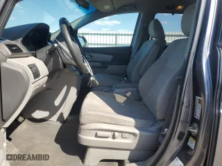2016 Honda Odyssey SE with VIN 5FNRL5H39GB078198, listed as a Copart auction lot 52402095 with 243,117 mi miles and Salvage Title. Bid and sale history available at carsss.com. Image 7.