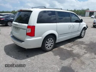 2016 Chrysler Town & Country Touring with VIN 2C4RC1BG5GR268623, listed as a IAAI auction lot 41966933 with 172,235 mi miles. Bid and sale history available at carsss.com. Image 4.