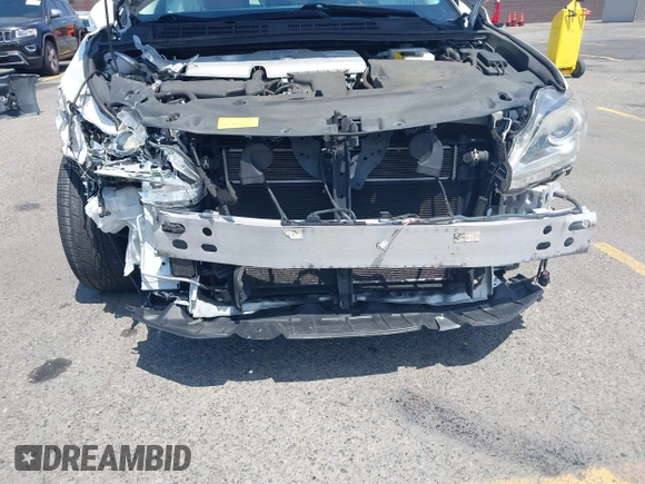 2014 Lexus CT 200h with VIN JTHKD5BH9E2185172, listed as a IAAI auction lot 42174666 with 109,325 mi miles and . Bid and sale history available at DreamBid. Image 6.