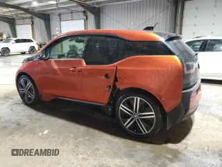 2015 BMW i3 с VIN WBY1Z4C54FV502402, выставлен на аукционе Copart как лот 43803475 с пробегом 50 802 миль миль и Списание • Salvage title. История ставок и продаж доступна на DreamBid. Изображение 2.