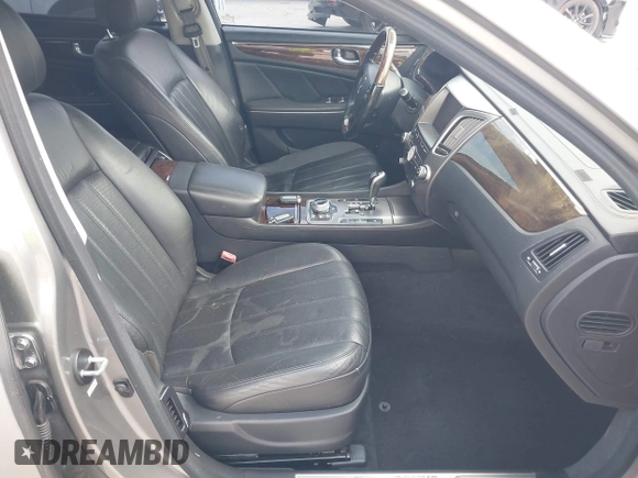 2011 Hyundai Equus Signature with VIN KMHGH4JF7BU040004, listed as a IAAI auction lot 41729796 with 129,950 mi miles and . Bid and sale history available at DreamBid. Image 5.