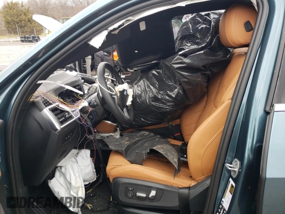 2025 BMW X5 xDrive40i with VIN 5UX23EU05S9X78749, listed as a Copart auction lot 48342605 with 0 mi miles and Salvage Title. Bid and sale history available at carsss.com. Image 7.