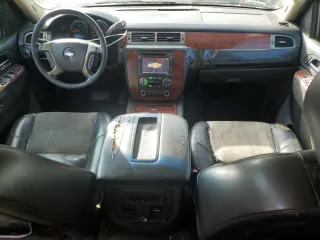 2012 Chevrolet Avalanche LTZ with VIN 3GNMCGE08CG257439, listed as a Copart auction lot 79194644 with 302,676 mi miles and Clean Title. Bid and sale history available at carsss.com. Image 8.