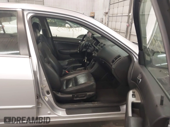 2003 Honda Accord EX with VIN 1HGCM66533A046008, listed as a IAAI auction lot 42395523 with 147,150 mi miles and . Bid and sale history available at DreamBid. Image 5.