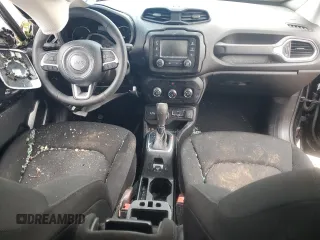2020 Jeep Renegade Sport z VIN ZACNJBAB5LPL14771, wystawiony jako Copart lot #60727465 z przebiegiem Nie podano mil oraz Szkoda całkowita • Salvage title. Historia ofert i sprzedaży dostępna na DreamBid. Obrazek 8.