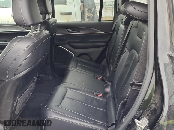 2022 Jeep Grand Cherokee Limited z VIN 1C4RJHBG2N8619866, wystawiony jako IAAI lot #42575871 z przebiegiem 65 385 mil mil oraz . Historia ofert i sprzedaży dostępna na DreamBid. Obrazek 28.