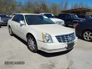 2008 Cadillac DTS w/1SD with VIN 1G6KD57Y48U135060, listed as a IAAI auction lot 41832212 with 175,074 mi miles. Bid and sale history available at carsss.com. Image 1.