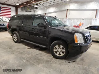 2013 GMC Yukon XL SLT with VIN 1GKS2KE74DR328905, listed as a Copart auction lot 52104955 with 196,447 mi miles and Clean Title. Bid and sale history available at carsss.com. Image 4.