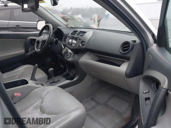 2011 Toyota RAV4 Ltd with VIN 2T3DF4DV3BW155895, listed as a IAAI auction lot 41569143 with 111,279 mi miles. Bid and sale history available at carsss.com. Image 5.