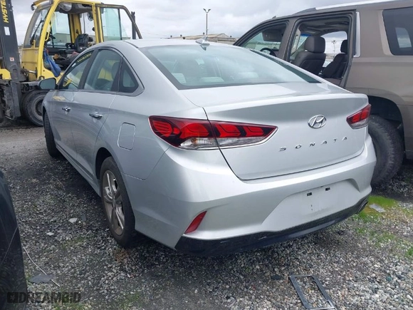 2019 Hyundai Sonata Sport with VIN 5NPE34AF4KH783417, listed as a IAAI auction lot 41555766 with 40,634 mi miles. Bid and sale history available at carsss.com. Image 3.