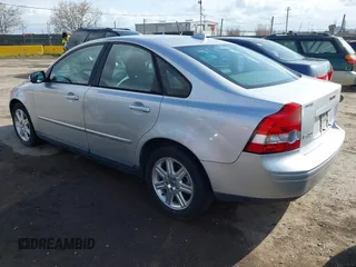 2007 Volvo S40 2.4L с VIN YV1MS382672281166, выставлен на аукционе IAAI как лот 41926328 с пробегом 112 864 миль миль и . История ставок и продаж доступна на DreamBid. Изображение 3.