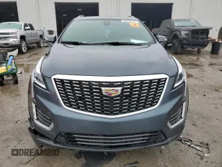 2020 Cadillac XT5 Luxury FWD z VIN 1GYKNAR45LZ224459, wystawiony jako Copart lot #46608945 z przebiegiem Nie podano mil oraz Szkoda całkowita • Salvage title. Historia ofert i sprzedaży dostępna na DreamBid. Obrazek 5.