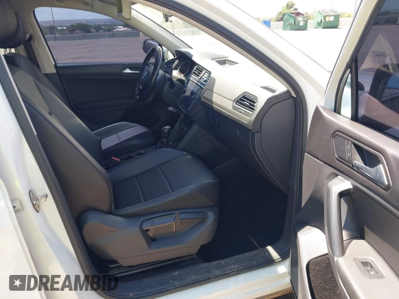 2018 Volkswagen Tiguan SEL с VIN 3VV2B7AX7JM138559, выставлен на аукционе IAAI как лот 42564565 с пробегом 74 602 миль миль и . История ставок и продаж доступна на DreamBid. Изображение 5.