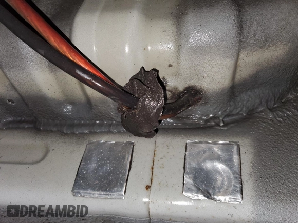 2019 Nissan NV SV z VIN 1N6AF0KY3KN807301, wystawiony jako IAAI lot #42479676 z przebiegiem 145 285 mil mil oraz . Historia ofert i sprzedaży dostępna na DreamBid. Obrazek 5.