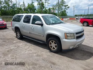 2011 Chevrolet Suburban LT with VIN 1GNSKJE39BR314960, listed as a IAAI auction lot 42697991 with 229,796 mi miles and . Bid and sale history available at DreamBid. Image 1.