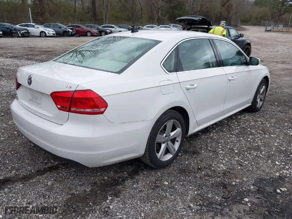 2015 Volkswagen Passat 1.8T Limited Edition with VIN 1VWAS7A30FC094529, listed as a IAAI auction lot 41531323 with 151,294 mi miles. Bid and sale history available at carsss.com. Image 4.