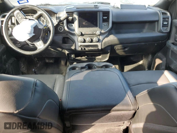 2024 Ram 2500 Tradesman z VIN 3C6UR5HLXRG139877, wystawiony jako Copart lot #44438375 z przebiegiem Nie podano mil oraz Szkoda całkowita • Salvage title. Historia ofert i sprzedaży dostępna na DreamBid. Obrazek 8.
