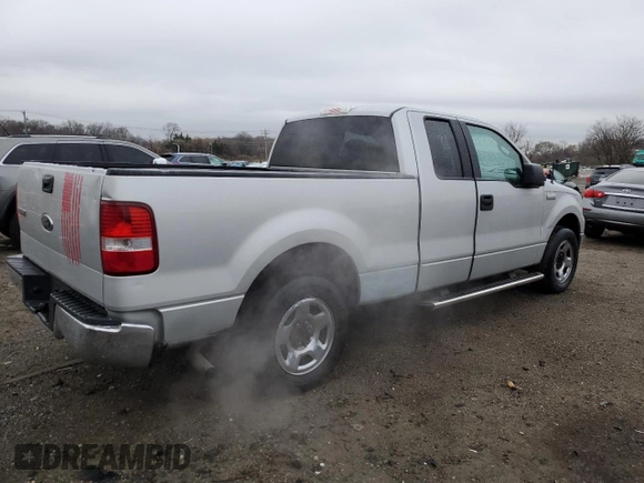 2004 Ford F-150 STX with VIN 1FTRX12W24NC57020, listed as a Copart auction lot 50343155 with 252,802 mi miles and Clean Title. Bid and sale history available at carsss.com. Image 3.
